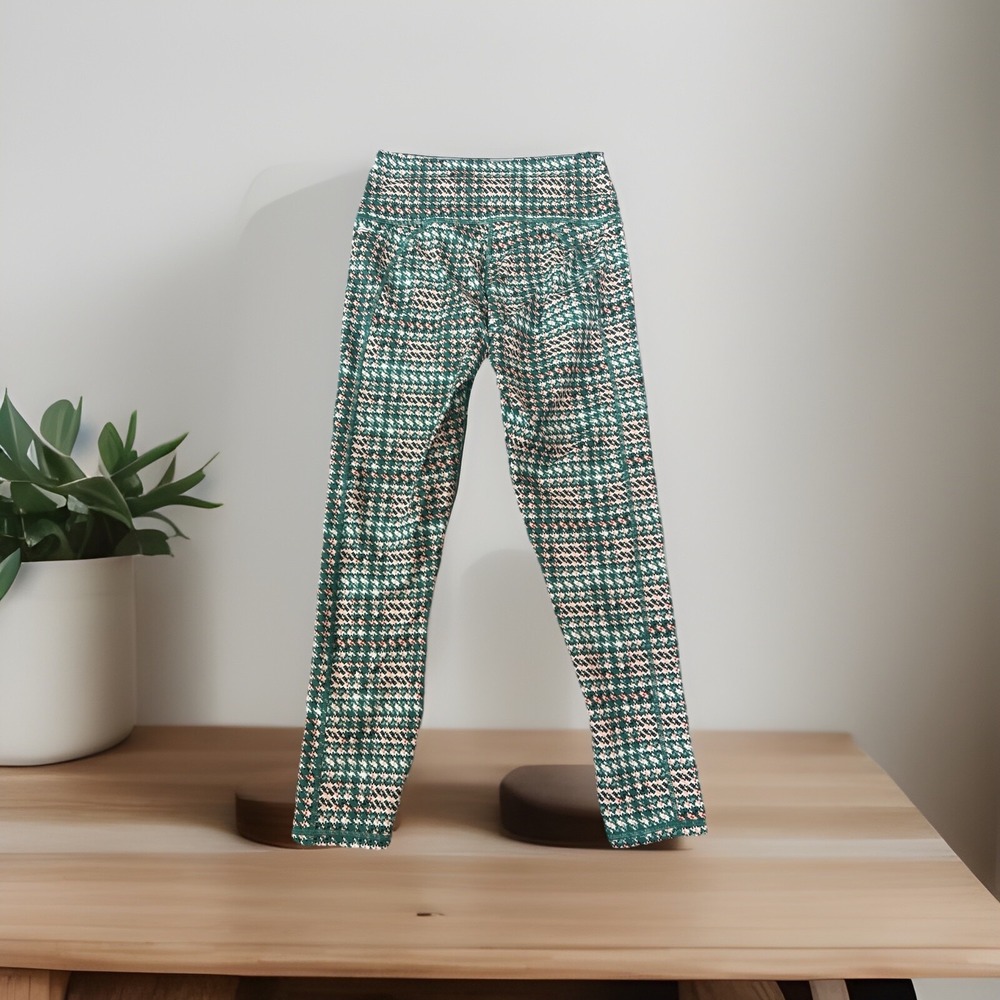 Fabletics Athleisure green pixelated high waist Size Small workout leggings - Picture 3 of 6